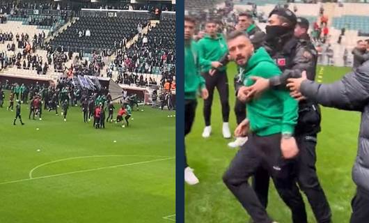VİDEO- Bursaspor maçı öncesi Amedspor oyuncularına saldırı!
