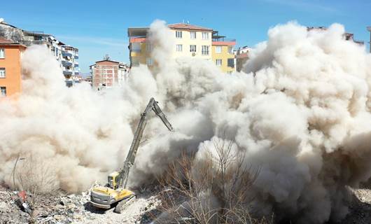 Deprem bölgesinde acil yıkılacak bina sayısı 232 bin 632