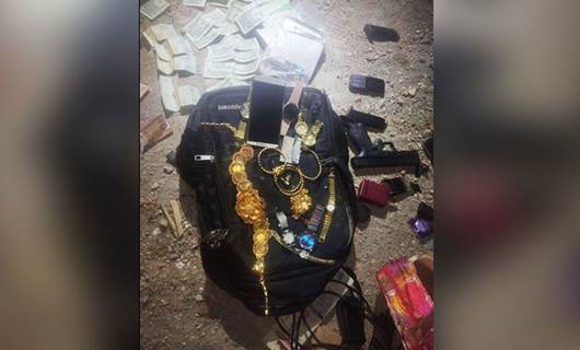HATAY - Enkazda ziynet eşyası çaldığı iddia edilen görevliler gözaltına alındı