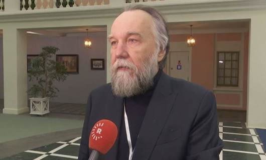 Putin'in akıl hocası Dugin'den Rûdaw'a: Rojava Kürtleri kurban edildi