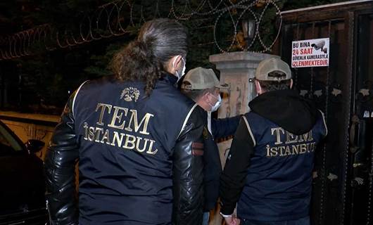 Li Stenbolê bi hinceta Cemaeta Gulen 21 kes hatin desteserkirin