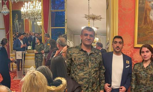 Fransa Senatosu'nda da Newroz resepsiyonu: YPG komutanlarına onur madalyası verildi
