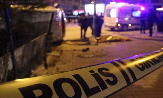 Ağrı’da iki aile arasında silahlı kavga çıktı 1 kişi öldü