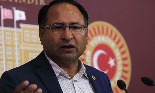 CHP’nin Roman milletvekili Özcan Purçu partisinden istifa etti