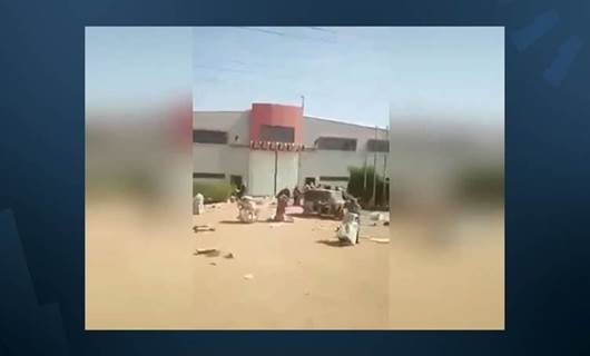 Sudan’da Rojavalı Kürtlerin işyerleri yağmalandı