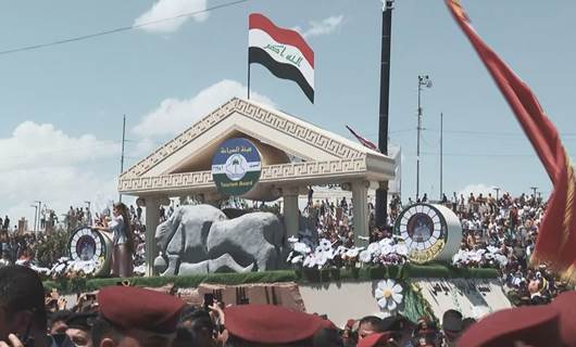Mosul celebrates traditional spring festival