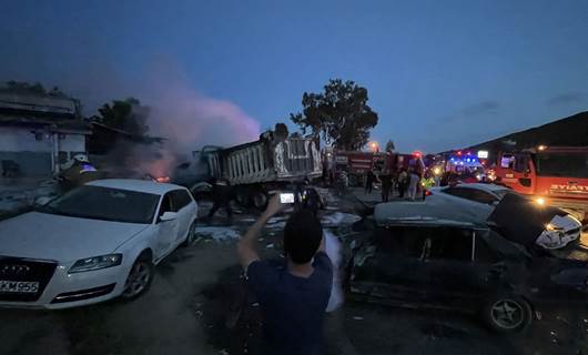 Kontrolden çıkan kamyon kalabalığa daldı: 12 ölü, 31 yaralı