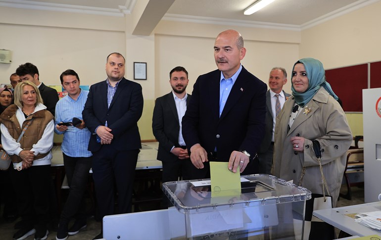 Wezîrê Navxwe yê Tirkiyê: Ji bo hilbijartinan 601 hezar karmendên ewlehiyê li ser kar in