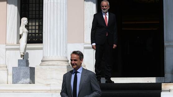 Yunanistan eski Başbakanı Kiryakos Miçotakis & geçici hükümetin Başbakanı Yannis Sarmas