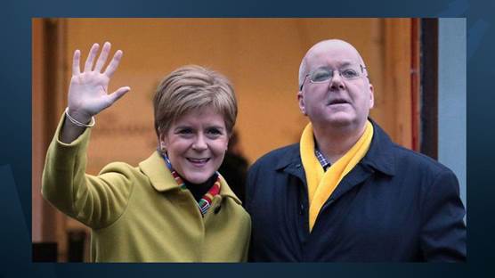 İskoç Ulusal Partisi Lideri Nicola Sturgeon ve teşkilat başkanı eşi Peter Murrel 