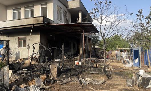 Li Semsûrê agir bi malekê ket: 2 jê zarok 4 kes jehrî ketin