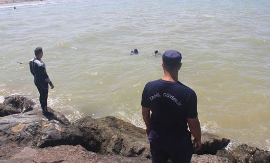 Samsun'da denizde kaybolan çocuğu arama çalışmalarından bir kare. / AA