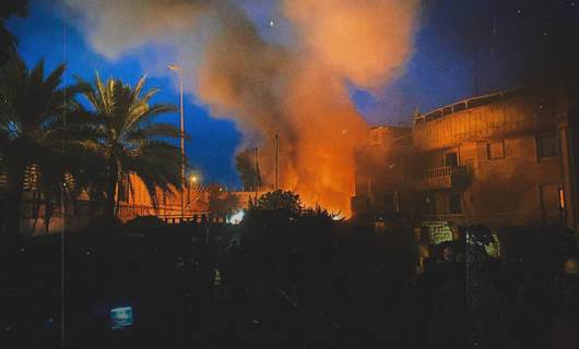 Protestors torch Swedish embassy in Baghdad