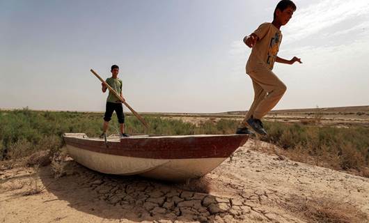 سەرچاوە سرووشتییەکانی ئیلام: ئێران و عێراق هەوڵ دەدەن بەبیابانبوون کەم بکەنەوە