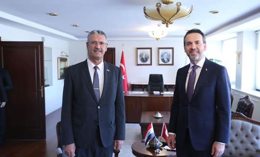 Iraqi, Turkish ministers discuss oil exports resumption