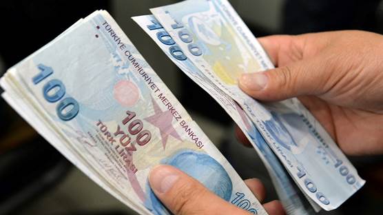 Foto: 100 Liralık banknotlar