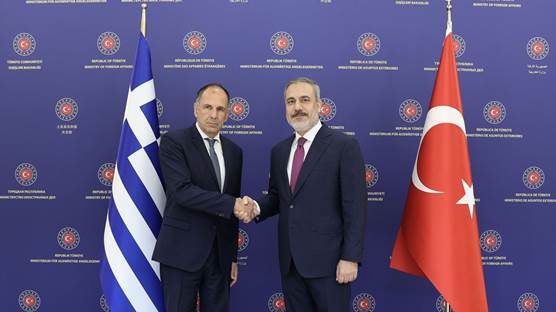 Türkiye Dışişleri Bakanı Hakan Fidan ve Yunanistan Dışişleri Bakanı Yorgos Yerapetritis / Foto: AA