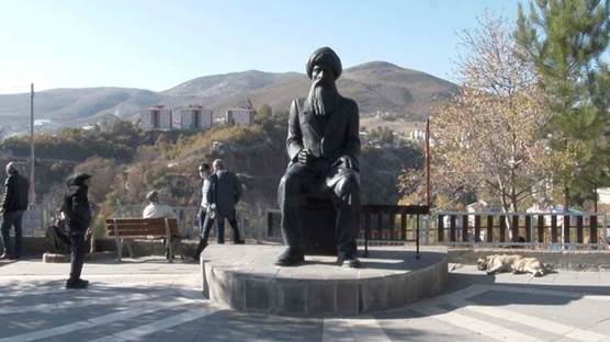 Dersim Seyit Rıza heykeli