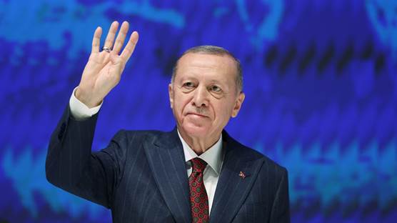 Serokkomarê Tirkiyeyê  û Serokê Giştî yê AK Partiyê Recep Tayyîp Erdogan  / Wêne: AA