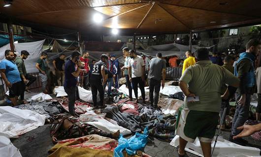 Gazze'de hastameye düzenlenen saldırıda 500 kişi hayatını kaybetti /AFP