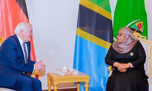Almanya Cumhurbaşkanı Frank-Walter Steinmeier ve Tanzanya Cumhurbaşkanı Samia Suluhu Hassan 
