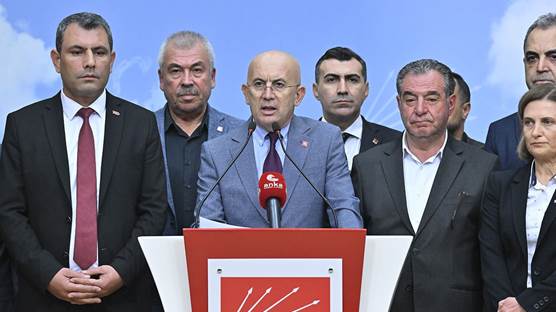 50'yi aşkın il başkaı Kemal Kılıçdaroğlu'na destk verdi. / AA