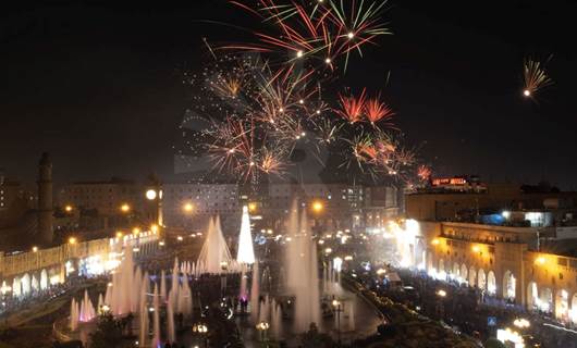 وێنەیەکی ئەرشیڤیی تەقاندنی یاریی ئاگرین بەبۆنەی سەری ساڵ لە هەولێر، وێنە: بڵند تاهیر رووداو 