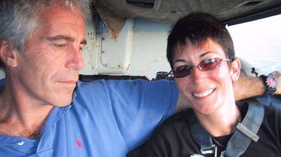 Jeffrey Epstein ve İngiliz sosyetik Ghislaine Maxwell / AFP 