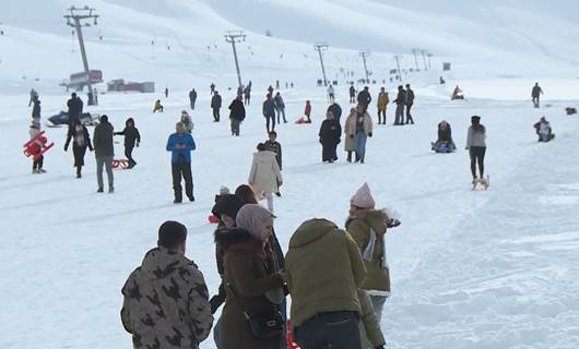 Snow attracts thousands of skiers in Turkey’s Van province, officials eye more