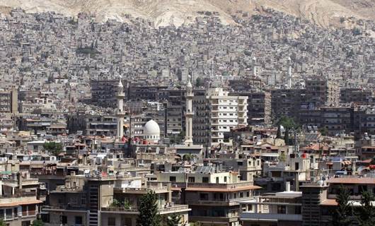 ‘Violent’ explosions hit Damascus: War monitor