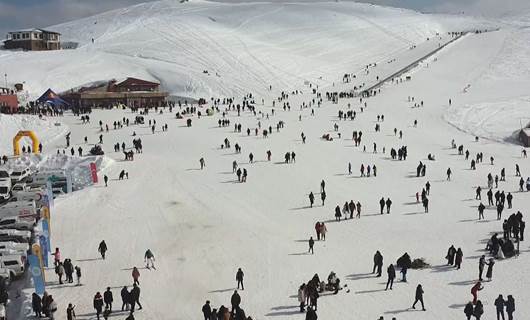 Snow festival in Hakkari attracts tourists
