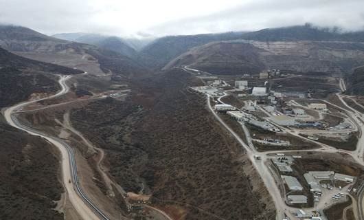 Toprak kaymanın yaşandığı maden alanı / AA