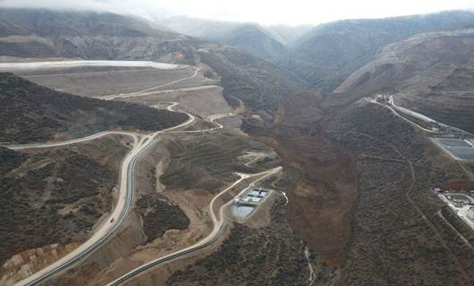 Erzincan'ın İliç ilçesinde toprak kaymasının meydana geldiği maden ocağı bölgesi dronla görüntülendi. / AA