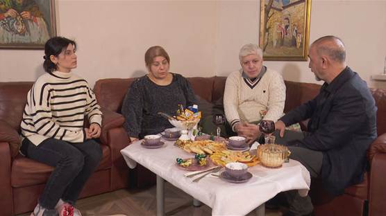 Ezidi Kürt aile Pirozi, Moskova'da yaşıyor