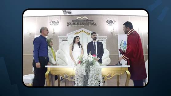 Diyarbakır'da düzenlenen evliliklerden bir kare