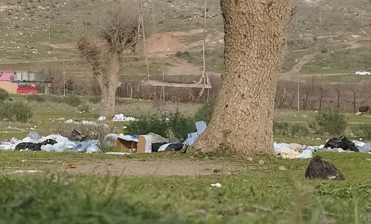 Duhok locals frustrated with littering, arson by picnickers
