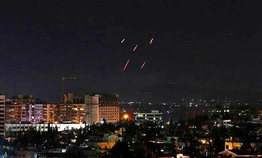 Israel strikes Syrian regime positions in Damascus