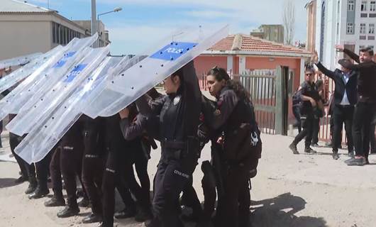 Violence erupts between police, DEM Party supporters in Sirnak over alleged vote rigging