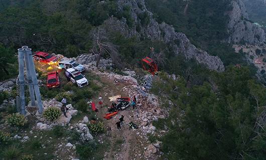 One dead in Turkey cable car collapse