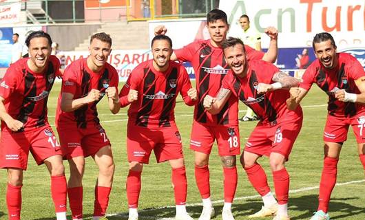 Vanspor FK, Ankara Demirspor'u 6-1 mağlup etti