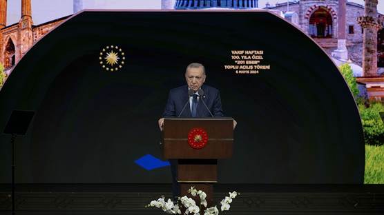 Erdoğan, Vakıflar Genel Müdürlüğünce restorasyonu yapılan 201 eserin toplu açılış törenine katılarak konuşma yaptı. / AA