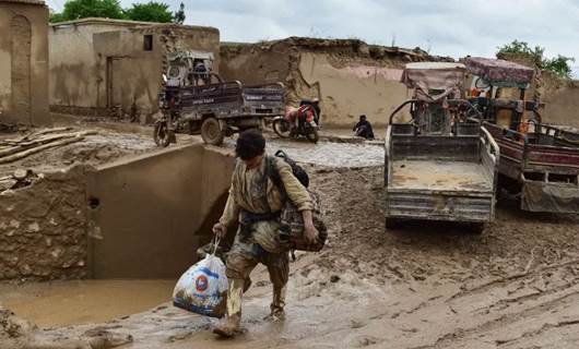 Li Efxanistanê ji ber lehiyê 300 kesî canê xwe ji dest da / Wêne: AFP