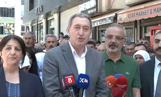 Protests continue in Hakkari over ousting mayor, trustee appointment