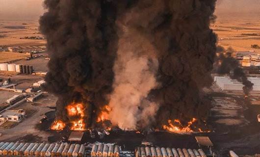 Petrol rafinerisinde başlayan yangın henüz kontrol altına alınamadı
