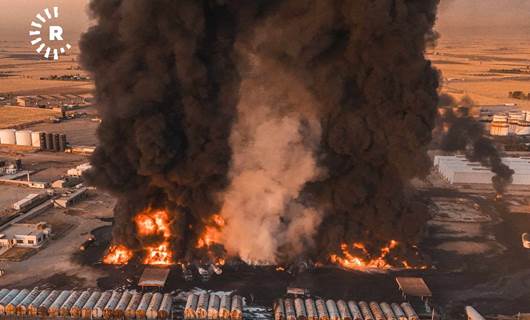 FOTO - Erbil'deki petrol rafinesinde çıkan yangında 17 bin ton zift yandı
