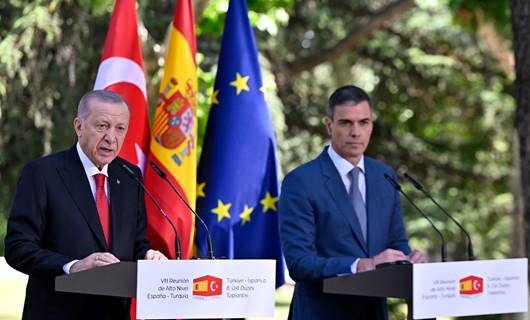 Erdogan li Madrîdê bi Serokwezîrê Spanyayê Pedro Sanchez re civîna çapemeniyê ya hevpar li dar xist / Wêne: AA