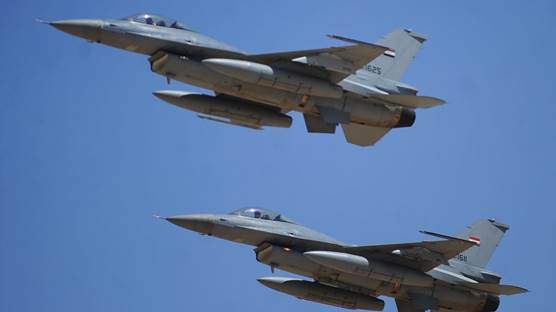 Irak savaş uçakları. / Foto: INA