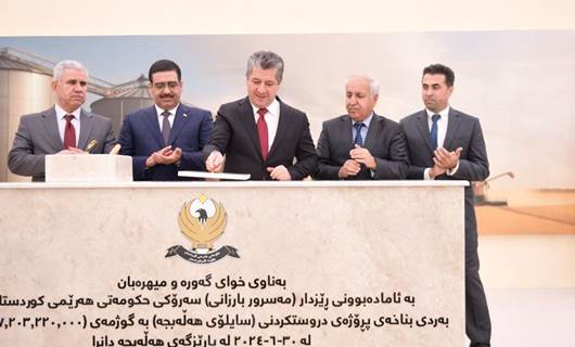 PM Barzani lays foundation stone for Halabja silo