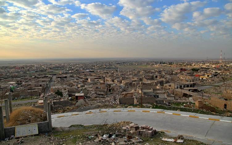 A view of deserted ruins in the town of Sinjar on December 4, 2020. Photo: AP/Samya Kullab